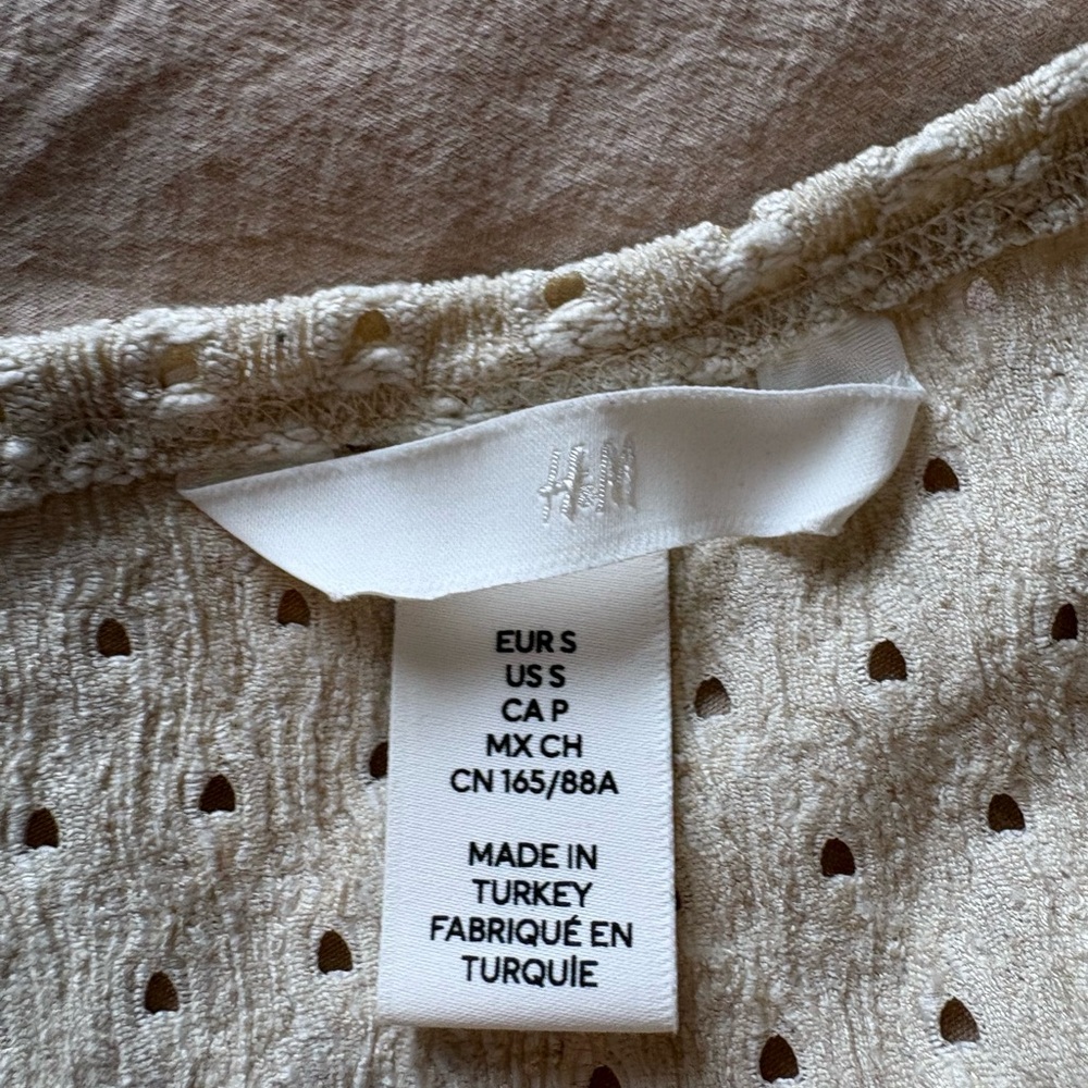 H&M Button-Up Top - Picture 2 of 2